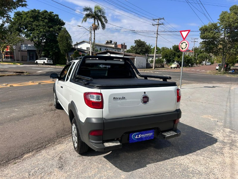 FIAT STRADA WORKING 1.4 MPI FIRE FLEX 8V CE 2016/2016 LS MULTIMARCAS VENÂNCIO AIRES / Carros no Vale