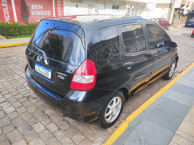 HONDA FIT 1.5 EX 2006/2007 ALTERNATIVA VEÍCULOS LAJEADO / Carros no Vale