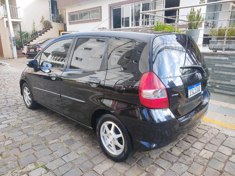 HONDA FIT 1.5 EX 2006/2007 ALTERNATIVA VEÍCULOS LAJEADO / Carros no Vale