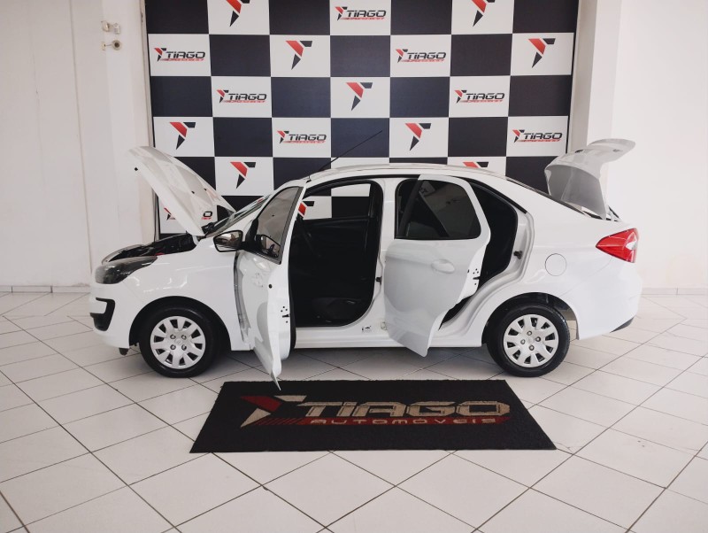FORD KA 1.5 SE SEDAN 12V 2021/2021 TIAGO AUTOMÓVEIS VENÂNCIO AIRES / Carros no Vale