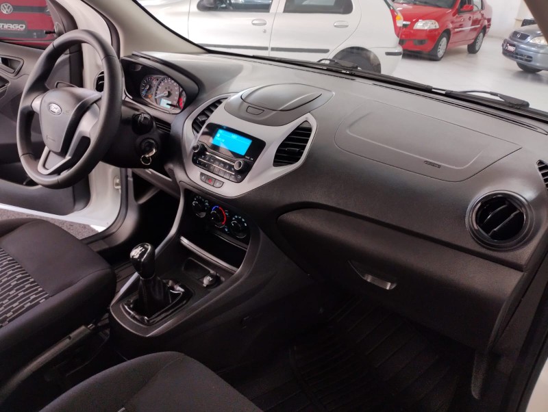 FORD KA 1.5 SE SEDAN 12V 2021/2021 TIAGO AUTOMÓVEIS VENÂNCIO AIRES / Carros no Vale