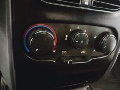 FIAT SIENA 1.0 CELEBRATION 8V 2015/2015 TIAGO AUTOMÓVEIS VENÂNCIO AIRES / Carros no Vale