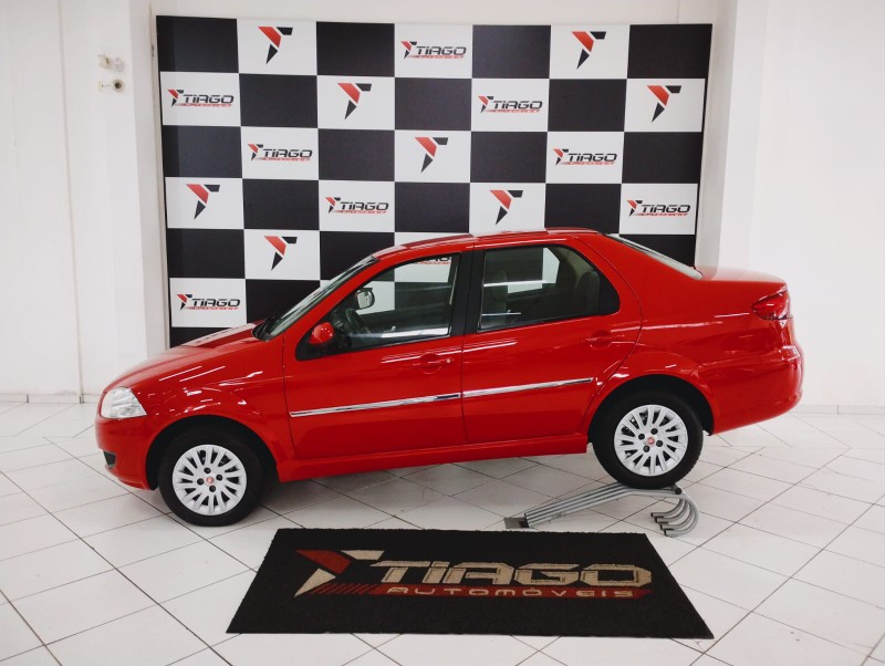 FIAT SIENA 1.0 CELEBRATION 8V 2015/2015 TIAGO AUTOMÓVEIS VENÂNCIO AIRES / Carros no Vale