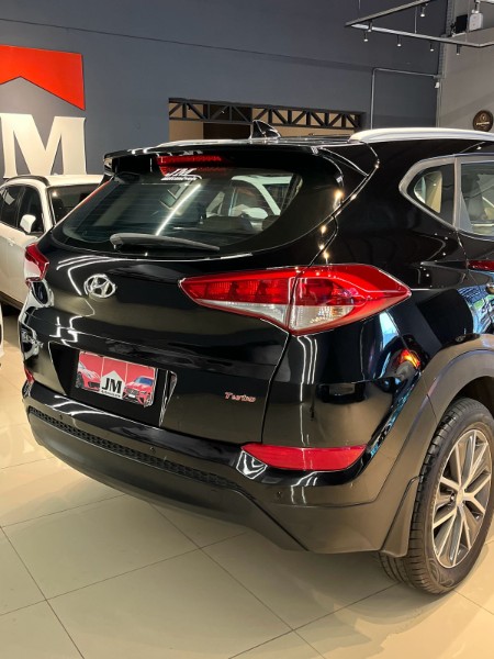 HYUNDAI TUCSON 1.6 GL TURBO 16V 2016/2017 JM AUTOMÓVEIS VENÂNCIO AIRES / Carros no Vale