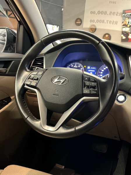 HYUNDAI TUCSON 1.6 GL TURBO 16V 2016/2017 JM AUTOMÓVEIS VENÂNCIO AIRES / Carros no Vale