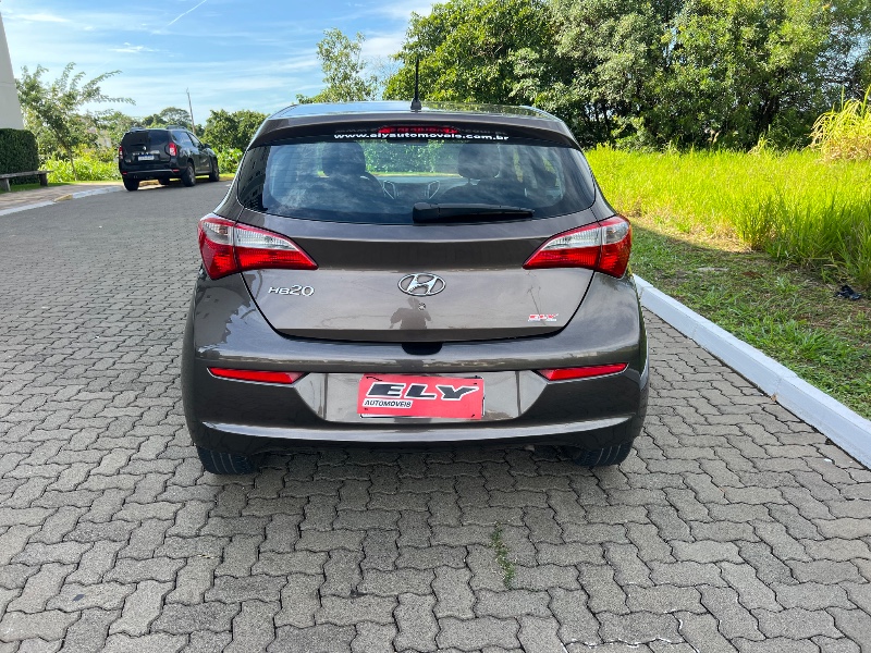 HYUNDAI HB20 1.0 12V FLEX COMFORT MANUAL 2016/2016 ELY AUTOMÓVEIS LAJEADO / Carros no Vale