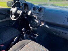 FIAT UNO VIVACE 1.0 EVO FIRE FLEX 8V 3P /2013 NEURI VEÍCULOS LAJEADO / Carros no Vale