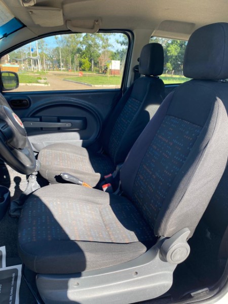 FIAT UNO VIVACE 1.0 EVO FIRE FLEX 8V 3P /2013 NEURI VEÍCULOS LAJEADO / Carros no Vale