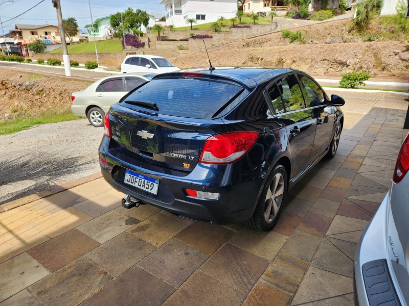 CHEVROLET CRUZE LT 1.8 HATCH 2014/2014 TS VEÍCULOS ANTA GORDA / Carros no Vale