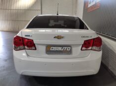 CHEVROLET CRUZE 1.8 LT 16V FLEX 4P AUTOMÁTICO 2013/2013 ROSAUTO VEÍCULOS VENÂNCIO AIRES / Carros no Vale