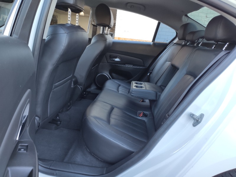 CHEVROLET CRUZE 1.8 LT 16V FLEX 4P AUTOMÁTICO 2013/2013 ROSAUTO VEÍCULOS VENÂNCIO AIRES / Carros no Vale