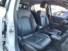 CHEVROLET CRUZE 1.8 LT 16V FLEX 4P AUTOMÁTICO 2013/2013 ROSAUTO VEÍCULOS VENÂNCIO AIRES / Carros no Vale