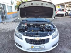 CHEVROLET CRUZE 1.8 LT 16V FLEX 4P AUTOMÁTICO 2013/2013 ROSAUTO VEÍCULOS VENÂNCIO AIRES / Carros no Vale
