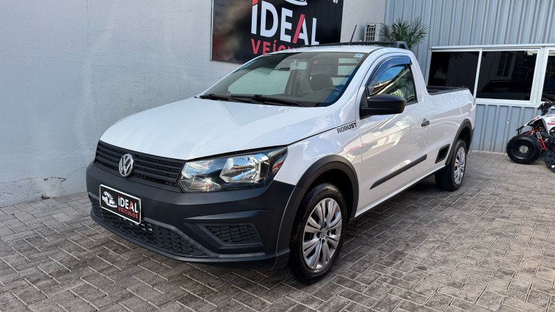 VOLKSWAGEN SAVEIRO ROBUST /2017 IDEAL VEÍCULOS LAJEADO / Carros no Vale