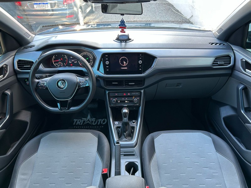 VOLKSWAGEN T-CROSS 1.0 200 TSI /2020 IDEAL VEÍCULOS LAJEADO / Carros no Vale