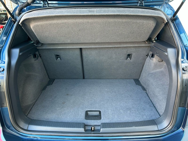 VOLKSWAGEN T-CROSS 1.0 200 TSI /2020 IDEAL VEÍCULOS LAJEADO / Carros no Vale