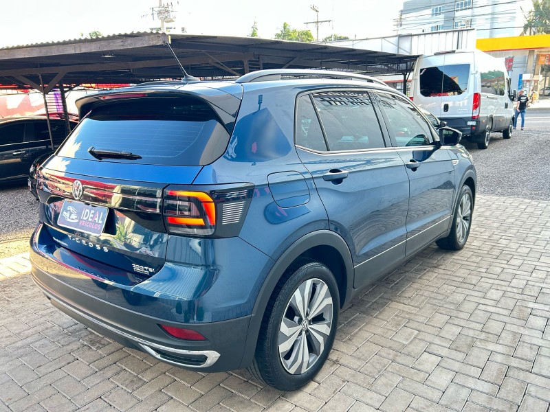 VOLKSWAGEN T-CROSS 1.0 200 TSI /2020 IDEAL VEÍCULOS LAJEADO / Carros no Vale