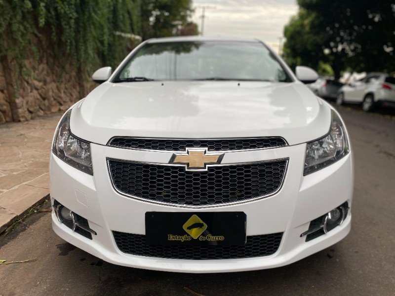 CHEVROLET CRUZE LT 1.8 2013/2013 ESTAÇÃO DO CARRO ESTRELA / Carros no Vale
