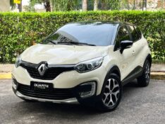 RENAULT CAPTUR 2.0 16V INTENSE 2018/2018 DUARTE VEÍCULOS PORTO ALEGRE / Carros no Vale