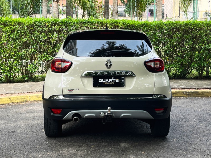 RENAULT CAPTUR 2.0 16V INTENSE 2018/2018 DUARTE VEÍCULOS PORTO ALEGRE / Carros no Vale