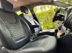 RENAULT CAPTUR 2.0 16V INTENSE 2018/2018 DUARTE VEÍCULOS PORTO ALEGRE / Carros no Vale