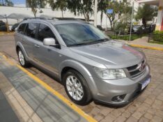 FIAT FREEMONT PREC AT6 2015/2015 ALTERNATIVA VEÍCULOS LAJEADO / Carros no Vale