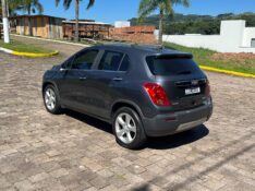 CHEVROLET TRACKER 1.8 MPFI LTZ 4X2 16V FLEX 4P AUTOMÁTICO 2014/2015 BOSCO AUTOMÓVEIS GUAPORÉ / Carros no Vale