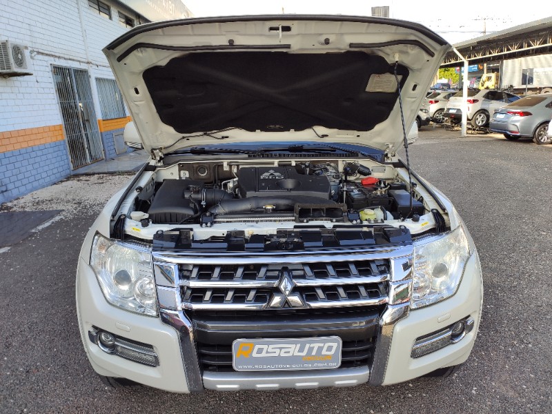 MITSUBISHI PAJERO FULL 3.2 HPE 4P DIESEL AUT 2016/2016 ROSAUTO VEÍCULOS VENÂNCIO AIRES / Carros no Vale