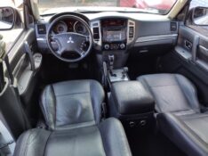 MITSUBISHI PAJERO FULL 3.2 HPE 4P DIESEL AUT 2016/2016 ROSAUTO VEÍCULOS VENÂNCIO AIRES / Carros no Vale