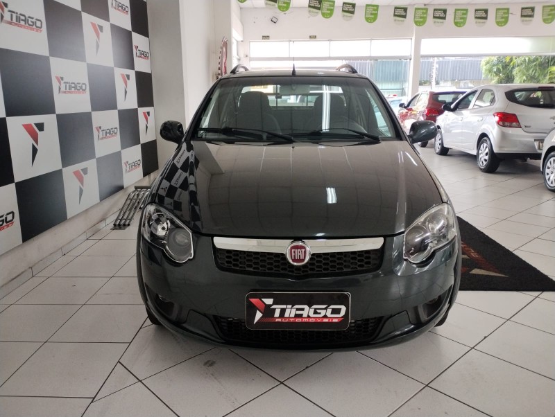 FIAT STRADA 1.4 MPI TREKKING CE 8V 2016/2016 TIAGO AUTOMÓVEIS VENÂNCIO AIRES / Carros no Vale