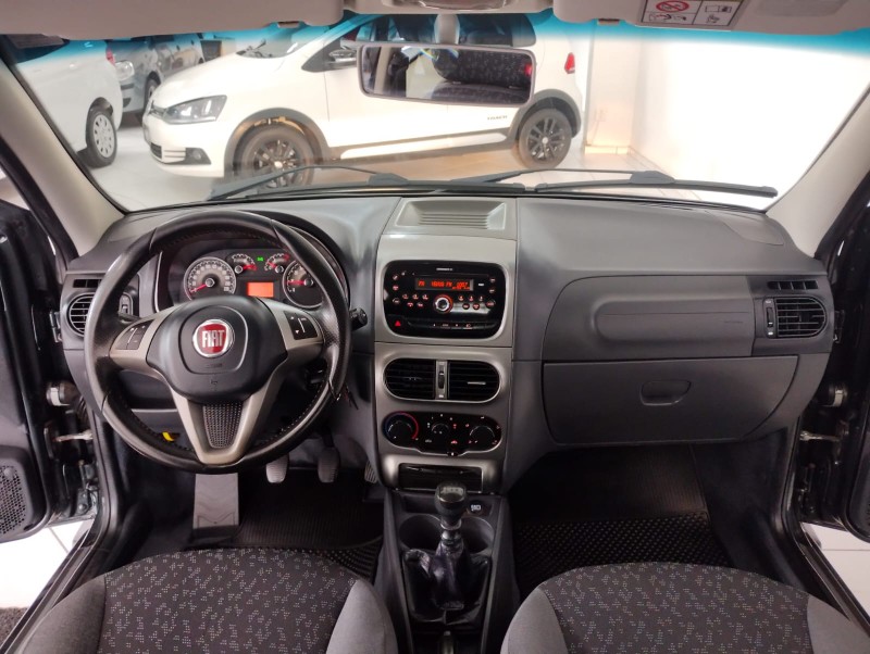 FIAT STRADA 1.4 MPI TREKKING CE 8V 2016/2016 TIAGO AUTOMÓVEIS VENÂNCIO AIRES / Carros no Vale