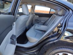 HONDA CIVIC 2.0 LXR 16V FLEX 4P AUTOMÁTICO 2016/2016 ROSAUTO VEÍCULOS VENÂNCIO AIRES / Carros no Vale
