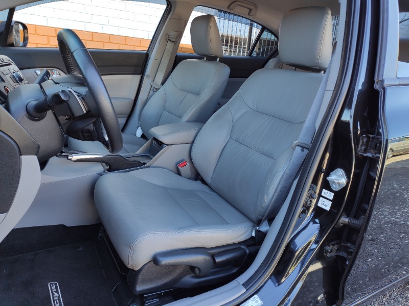 HONDA CIVIC 2.0 LXR 16V FLEX 4P AUTOMÁTICO 2016/2016 ROSAUTO VEÍCULOS VENÂNCIO AIRES / Carros no Vale