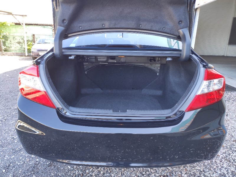 HONDA CIVIC 2.0 LXR 16V FLEX 4P AUTOMÁTICO 2016/2016 ROSAUTO VEÍCULOS VENÂNCIO AIRES / Carros no Vale