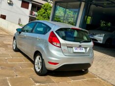 FORD FIESTA HATCH SE 1.6 2013/2014 SÉTIMA VEÍCULOS GUAPORÉ / Carros no Vale