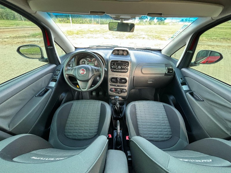 FIAT IDEA 1.8 MPI ADVENTURE 16V /2015 RT 811 VEÍCULOS ARROIO DO MEIO / Carros no Vale