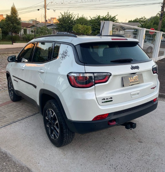 JEEP COMPASS 2.0 16V DIESEL TRAILHAWK 4X4 AUTOMÁTICO 2017/2017 WS MULTIMARCAS VENÂNCIO AIRES / Carros no Vale