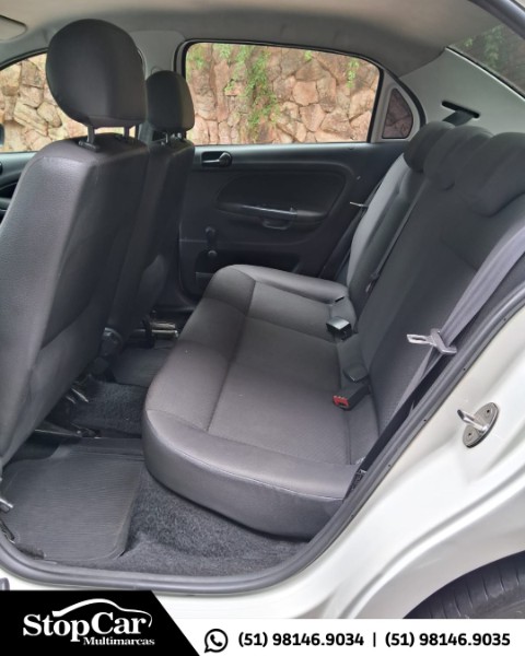 VOLKSWAGEN VOYAGE 1.0 MPI 2023/2023 STOPCAR MULTIMARCAS ESTRELA / Carros no Vale