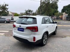 KIA SORENTO 2.4 16V 4X2 AUT. 2015/2015 LS MULTIMARCAS VENÂNCIO AIRES / Carros no Vale