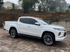 MITSUBISHI L200 TRITON SPORT HPE-S 2020/2021 BOSCO AUTOMÓVEIS GUAPORÉ / Carros no Vale