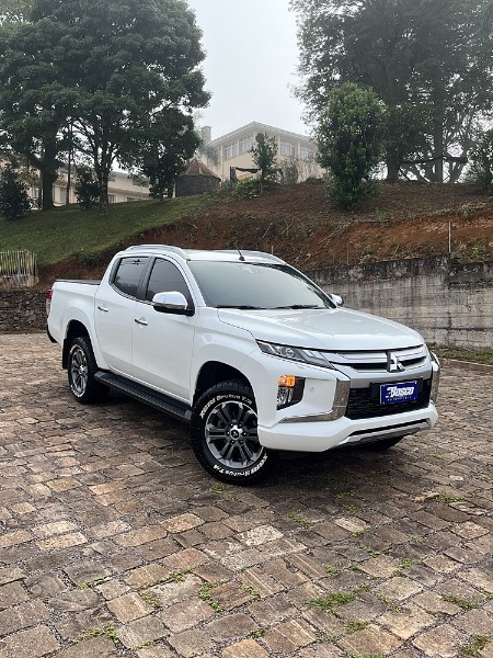 MITSUBISHI L200 TRITON SPORT HPE-S 2020/2021 BOSCO AUTOMÓVEIS GUAPORÉ / Carros no Vale
