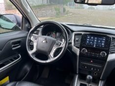 MITSUBISHI L200 TRITON SPORT HPE-S 2020/2021 BOSCO AUTOMÓVEIS GUAPORÉ / Carros no Vale