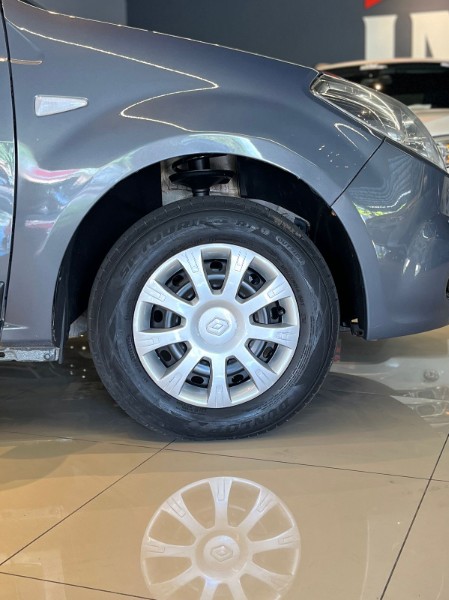 RENAULT SANDERO 1.0 EXPRESSION 16V 2012/2012 JM AUTOMÓVEIS VENÂNCIO AIRES / Carros no Vale