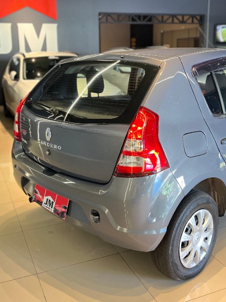 RENAULT SANDERO 1.0 EXPRESSION 16V 2012/2012 JM AUTOMÓVEIS VENÂNCIO AIRES / Carros no Vale