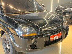 HYUNDAI TUCSON 2.0 16V 2009/2010 JM AUTOMÓVEIS VENÂNCIO AIRES / Carros no Vale