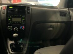 HYUNDAI TUCSON 2.0 16V 2009/2010 JM AUTOMÓVEIS VENÂNCIO AIRES / Carros no Vale