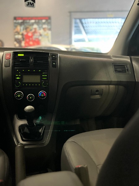 HYUNDAI TUCSON 2.0 16V 2009/2010 JM AUTOMÓVEIS VENÂNCIO AIRES / Carros no Vale