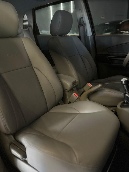 HYUNDAI TUCSON 2.0 16V 2009/2010 JM AUTOMÓVEIS VENÂNCIO AIRES / Carros no Vale