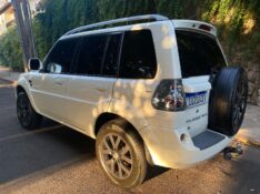 MITSUBISHI PAJERO TR4 2.0 4X4 16V 2010/2010 ESTAÇÃO DO CARRO ESTRELA / Carros no Vale