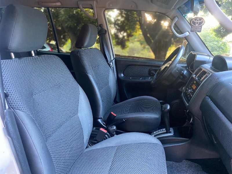 MITSUBISHI PAJERO TR4 2.0 4X4 16V 2010/2010 ESTAÇÃO DO CARRO ESTRELA / Carros no Vale
